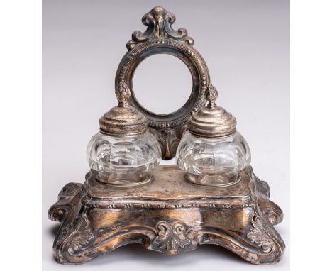 Cabinet set on silver stand. Two beautiful crystal and silver bottles (talc & perfume ? ...) and portrait medallion holder. H