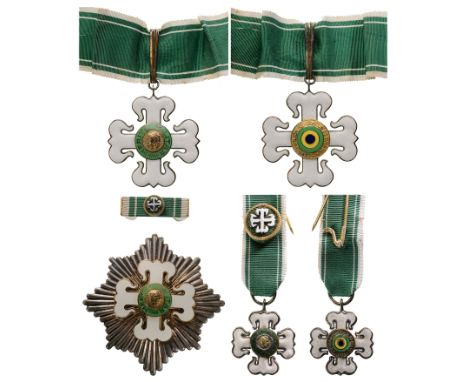 Grand Officer's Set, 2nd Class, instituted in 1934. Neck Badge, 63x56 mm, gilt Silver, enameled, both central medallions gilt