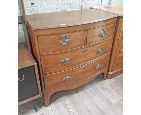 A Georgian mahogany bow front chest of drawers, height 91cm, width 91cm, depth 50cm.  