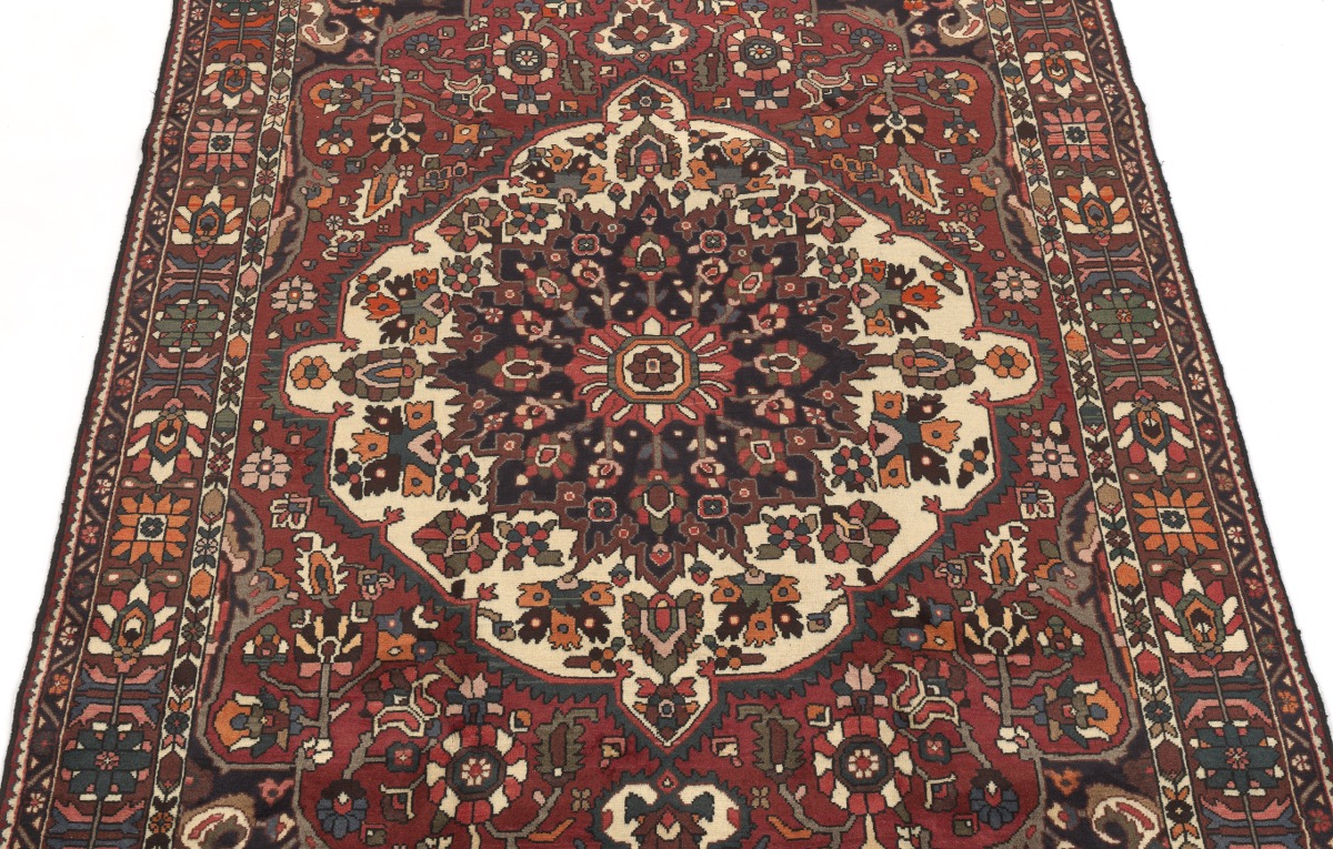 7' x 10'3" Medium-low lush very fine silky wool dense pile ...