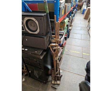 A bundle of garden tools 