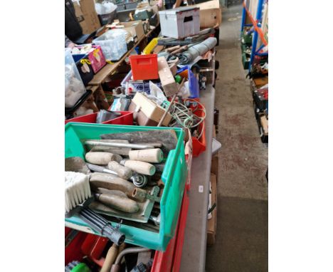 A large quantity of garage tools including workbench, joiners bench vice, joiners tool box, bench grinder, power tools, circu