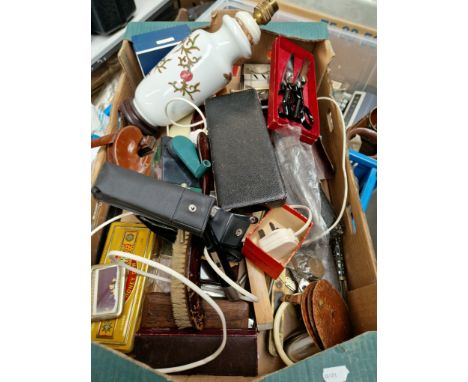 A box of assorted collectables to include draughtsman set, pinking shears, vintage microphone, Carl Zeiss Jena Turmon x 8 and