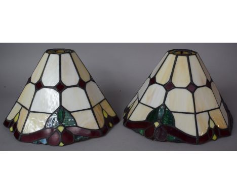 A Pair of Tiffany Style Table Lamp Shades, 25cm Diameter 