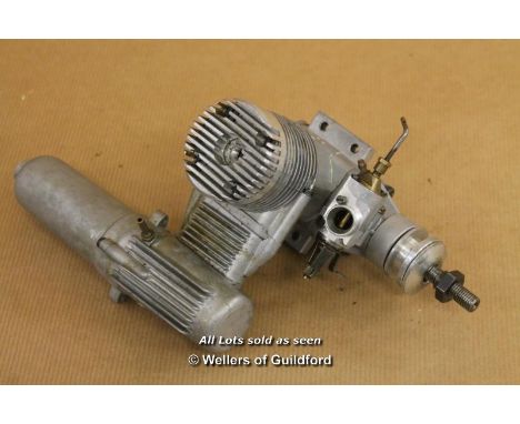 *Supertigre S61 Two Stroke 10cc Vintage Engine [LQD123]