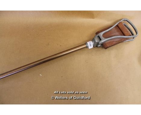 Vintage 'Featherwate' Shooting Stick With Leather Seat