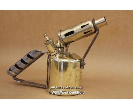 *Monitor 132 A, Blow Lamp,Torch, Made In England, Vintage [LQD123]
