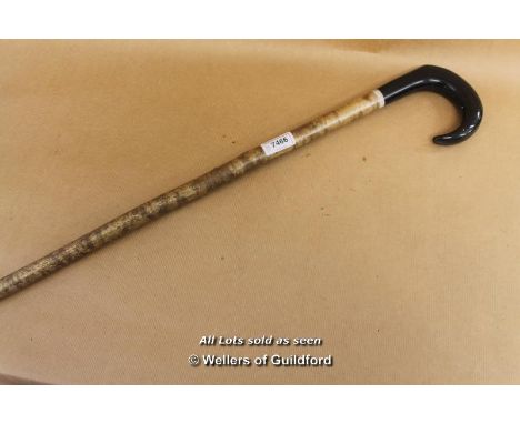 *Buffalo Horn Shepherds Crook Cumbrian Market Style Walking Stick No.3 [LQD 117]