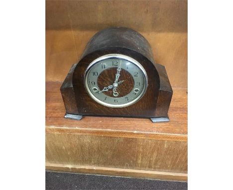 3 key hole westminster Chime Mantle Clock 