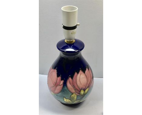 Moorcroft rich blue Magnolia Table Lamp measures approx 8ins tall not including light fitting in good condition 