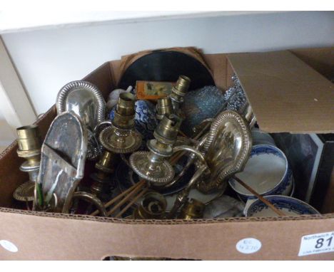 Box of mixed items including light fittings, ceramics etc
