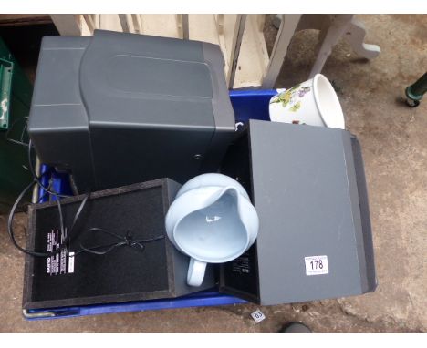 Box of mixed ceramic items including a Sanyo stereo
