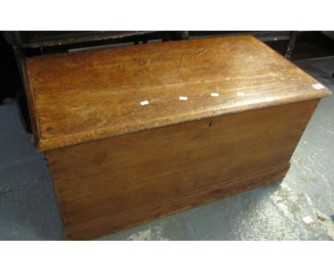Rustic stained pine trunk with carrying handles. (B.P. 21% + VAT) Box is complete with heavy wear, marks and scratches with a