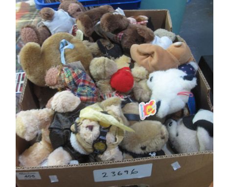 Box of assorted soft toys; 'The Teddy Bear Collection', 'Patamates' etc. (B.P. 21% + VAT) 