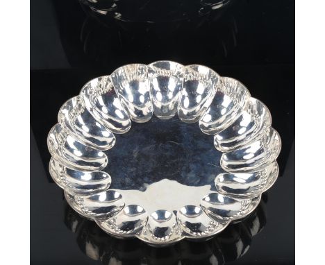 A large George V silver strawberry dish, lobed circular form, by William Comyns & Sons Ltd (Richard Comyns), hallmarks London