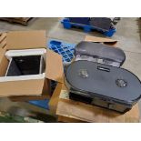 Reliable Twin 9" Commercial Barh Tissue Dispenser, Paper Towel Dispenser, & Braun High-Capacity Vent