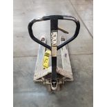 Crown 5,500 LB. Hydraulic Pallet Jack ($5 Loading fee will be added to buyer's invoice)