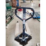 Crown 5,500 LB. Hydraulic Pallet Jack ($5 Loading fee will be added to buyer's invoice)