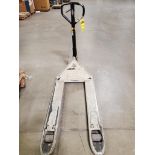 Crown 5,500 LB. Hydraulic Pallet Jack ($5 Loading fee will be added to buyer's invoice)