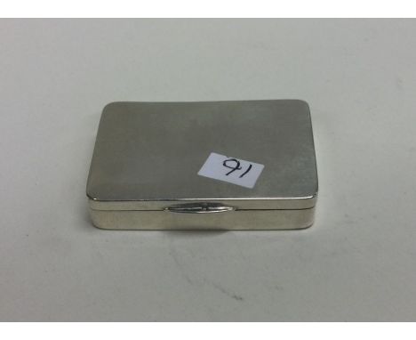 A Continental silver hinged box. Retailed by Mappin &amp; Webb. Approx. 29 grams. Est. £50 - £80.