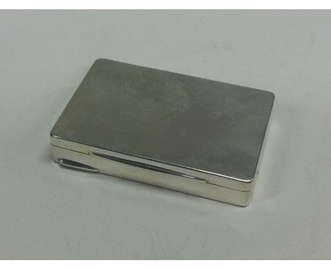 A silver hinged box. Birmingham 1934. By Mappin &amp; Webb. Approx. 29 grams. Est. £80 - £120.