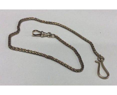 An unusual gold snake link Albertina with ring clasp. Approx. 9 grams. Est. £100 - £150.