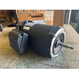 (New) Weg 2 HP Motor, 56J Frame, 230/460 V, 3520 RPM, 3 PH (FW)