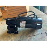 (New) Bodine 1/8 HP D-C Gearmotor, Type: 33A5BEPM-5F, 130 V, 125 RPM, 20/1 Ratio (FW)