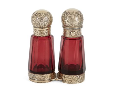 Sampson Mordan. A Victorian folding double ended glass scent bottle and vinaigrette, in fitted case, the gilt metal mounted c