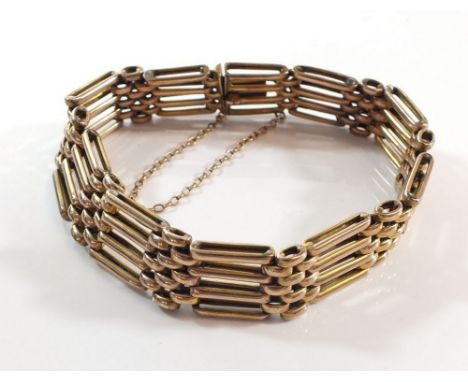 An early 20thC 9ct gold four bar gate bracelet, 20.2 grams 
