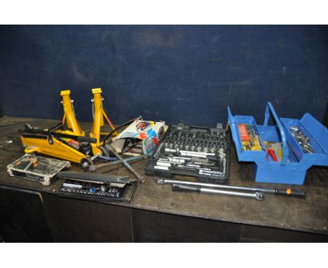 A COLLECTION OF AUTOMOTIVE TOOLS including a near complete socket set, two Britool breaker bars, various Britool spanners, a 