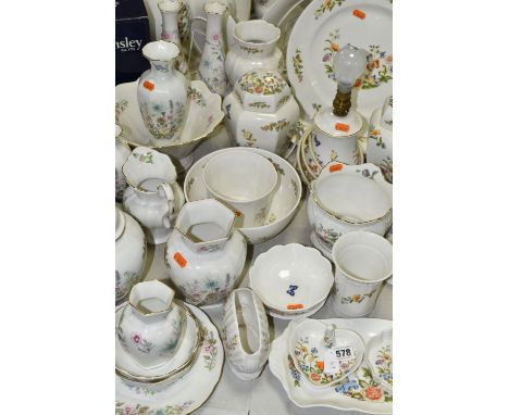 A QUANTITY OF AYNSLEY 'WILD TUDOR' AND 'COTTAGE GARDEN' GIFTWARE, comprising a table lamp, a pair of ginger jars, plates, pla