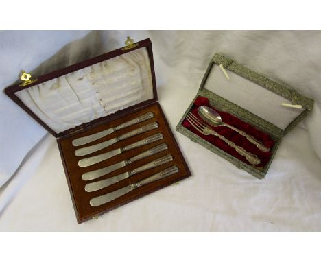 Set of 6 cased hallmarked silver handled knives &amp; silver fork &amp; spoon set