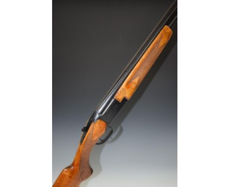 Browning B26 12 bore over and under ejector shotgun with engraved lock, semi-pistol grip and forend, single selective trigger