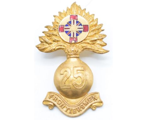 British Army Fusiliers 25th Service Battalion (Frontiersman) officer's gilt and enamel cap badge