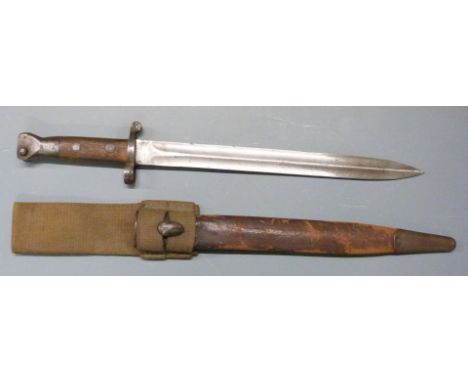British 1888 Pattern Lee Metford bayonet MkII with grip plates secured by two rivets, 30cm blade, scabbard and frog.&nbsp;PLE