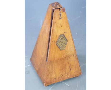 Metronome de Maezel19th or early 20thC wooden cased metronome