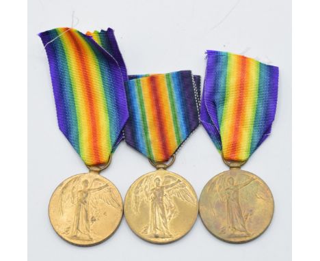 Three British Army WW1 Victory Medals, named to 1865 Pete H Arden, Lincolnshire Regiment, 92926 Pte G Pickup, Machine Gun Cor