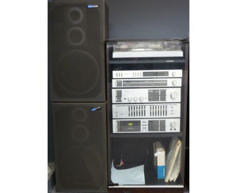 Pioneer Hi-Fi equipment to include stereo turntable PL-640, tape deck CT540, a pair of CS979 floor standing speakers, auto di