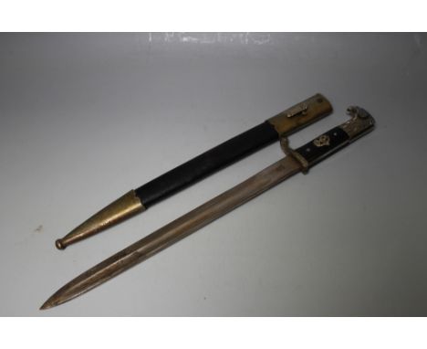 NAZI PATTERN POLICE DAGGER IN SHEATH, bearing etching to blade, blade L 32 cm, overall L 48 cm