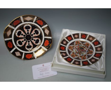 A ROYAL CROWN DERBY IMARI PATTERN BREAD AND BUTTER PLATE,  printed marks to base with scratch marks denoting second quality, 