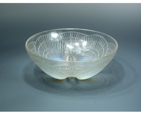 Coquilles, an R. Lalique opalescent glass bowl, wheel etched R. Lalique mark and numbered 3200  