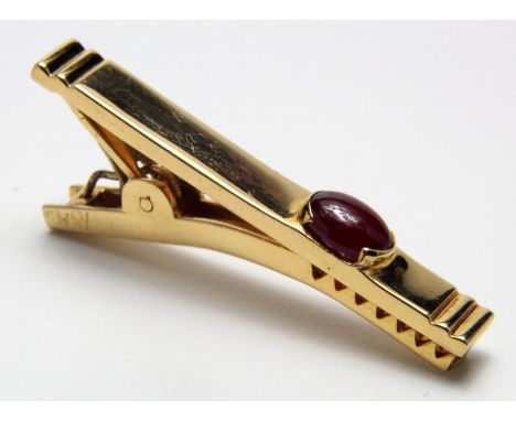 Yellow metal Crocodile Tie Clip (tests as 15ct) set with cabochon Ruby weight 8.7 grams 