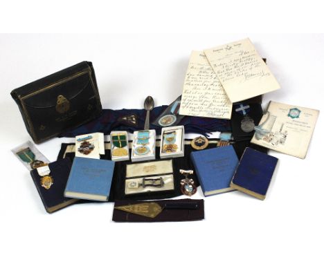 Masonic interest. A collection of masonic related items, including ten jewels (some enamel), books, sashes, trowel etc.