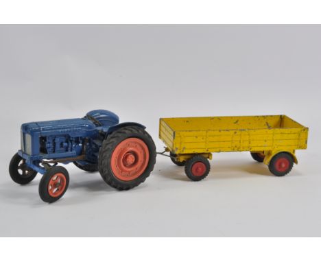 Clifford Series approx 1/24 Scale Fordson Major Tractor with Rare Yellow Trailer. Generally Fair Plus to Very Good. (2)