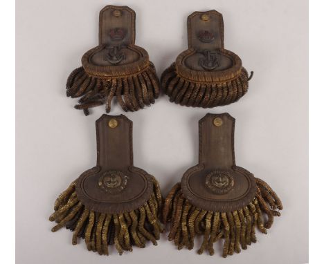 Royal Navy Post 1902 Pair of Epaulettes for Royal Naval Reserve, Junior Rank, the bullion badges heavily worn. Together with 
