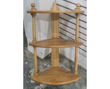 Modern light elm Ercol three-tier wall-hanging corner shelving unit, 63cm high approx 