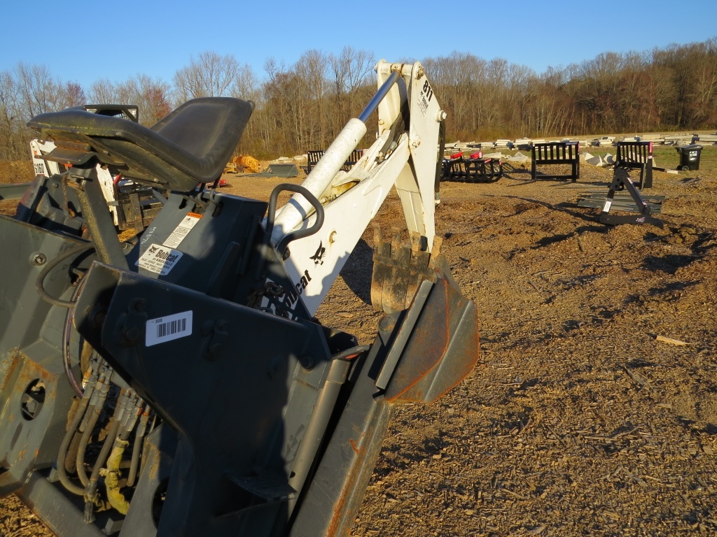 Bobcat 811 Backhoe Attachment With Bucket, Fits T180t190s175s185