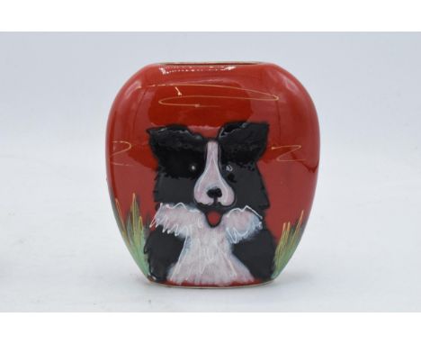 Anita Harris Art Pottery limited edition vase of a Collie: produced in an exclusive edition of 25 for Leighton Antiques, this