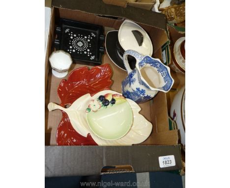 A Carltonware leaf shaped dish, Carltonware black ashtray (a/f), a Masons blue and white jug, Coalport "Indian Tree" egg cup,